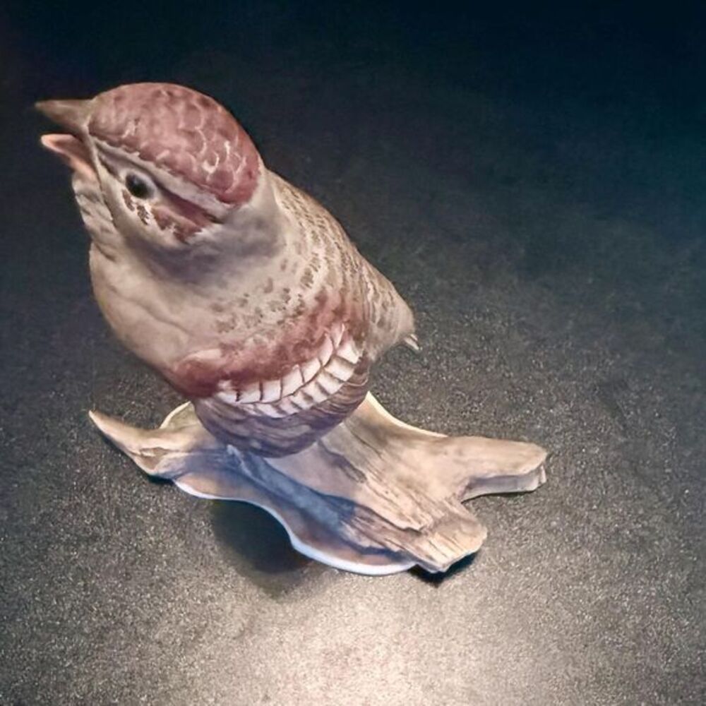 Boehm Porcelain Tree Sparrow Figurine • Model 468 • Retired Hand-Painted Bird